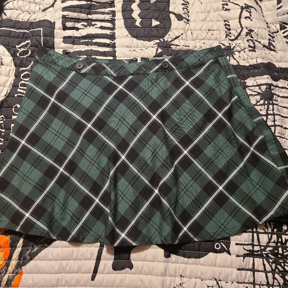 Green plaid hot topic skirt
